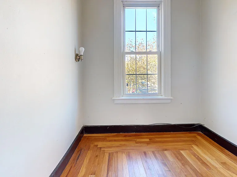 Bonus room not included in bedroom count