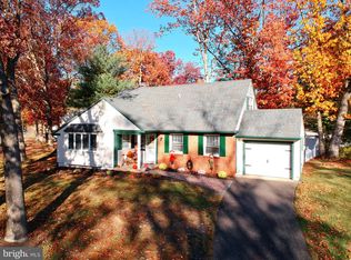 800 Saratoga Ter, Turnersville, NJ 08012