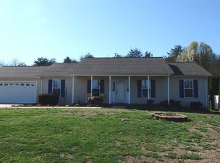 116 Freshfield Dr, Hudson, NC 28638