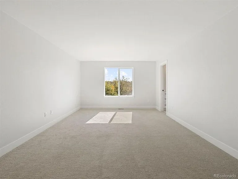4656 W 9th Ave — Photo 15