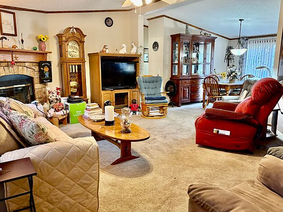 4th image of 21 Varney Ln