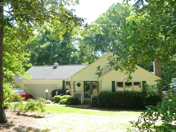 4641 Oakview Dr, Trinity, NC 27370