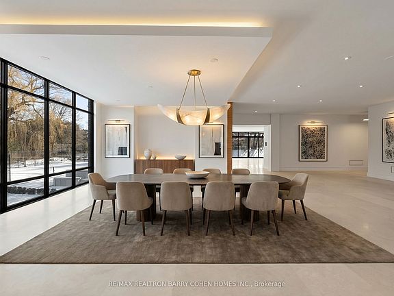 4th image of 103 Old Colony Rd