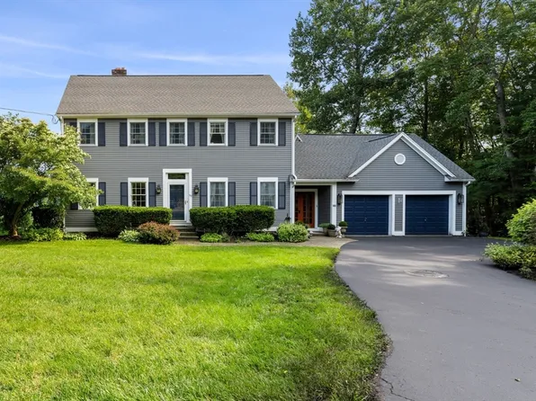 58 Boxford Rd, Ipswich, MA 01938