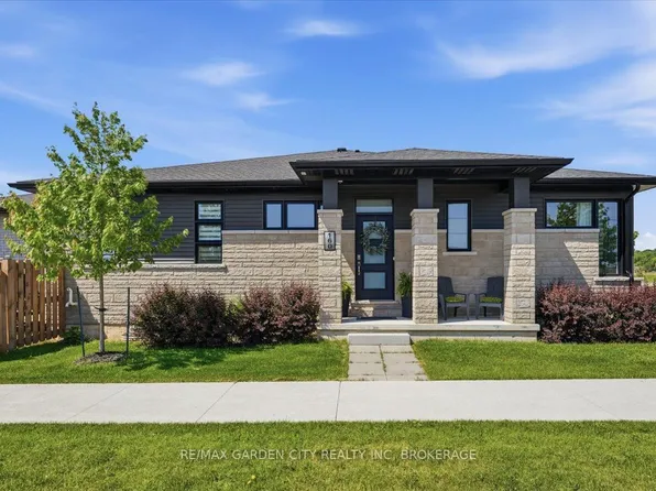 160 Susan Dr, Pelham, ON L0S 1E6