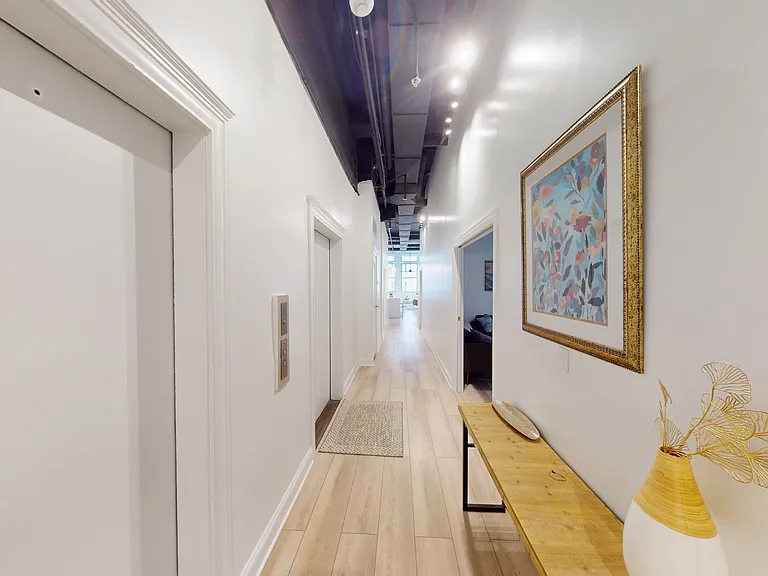 120 S State St #4 — Photo 8