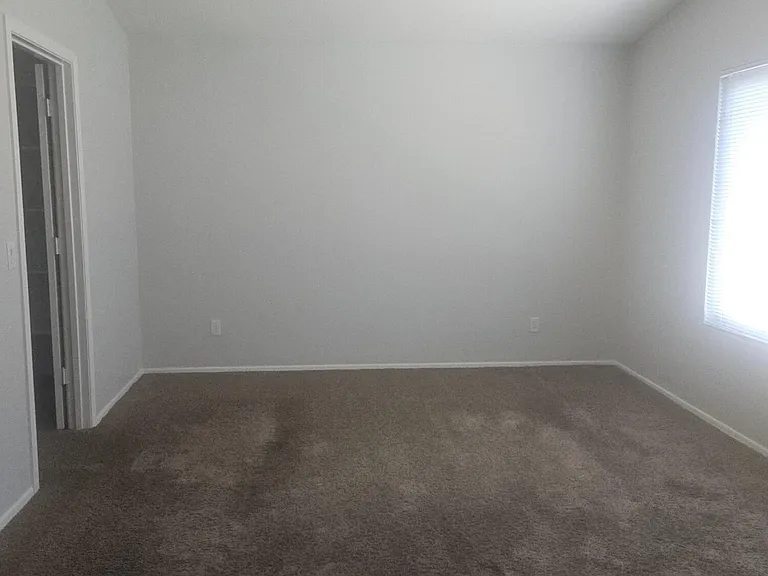 846 W Page Ave — Photo 8