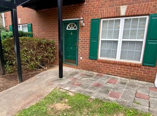 600 Mitchell Bridge Rd APT 10, Athens, GA 30606