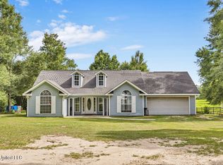 22 Lester Hariel Rd, Perkinston, MS 39573