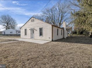 7748 Overhill Rd, Glen Burnie, MD 21060