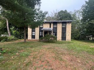 121 Charles St, Portage, WI 53901