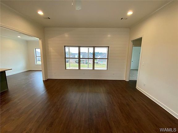 5th image of 11212 Avery Ln #222