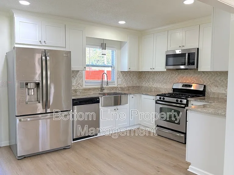 749 Shannon Bradley Rd — Photo 6