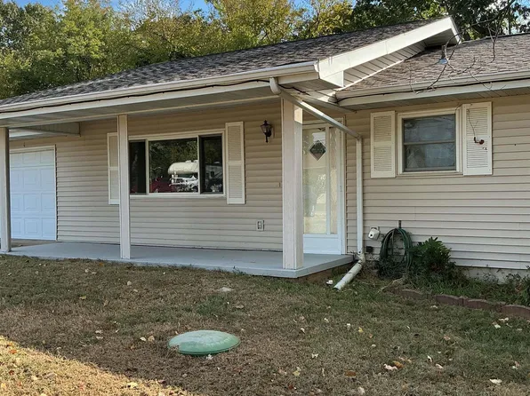 25 Su Ln, Mountain Home, AR 72653
