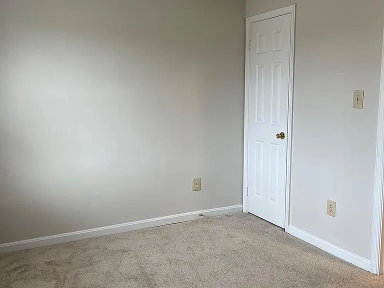 1533 Oronoco St — Photo 11