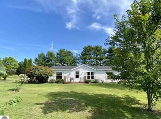 5990 W Adams Rd, Alma, MI 48801