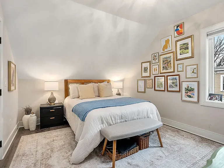Bedroom 3 - 3rd Floor