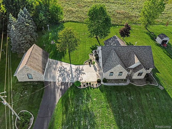 4th image of 6232 Irish Rd