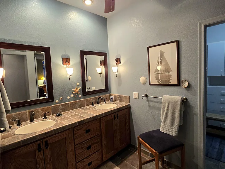 14770 N Windshade Dr — Photo 24
