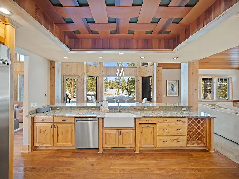 9353 Heartwood Dr — Photo 15