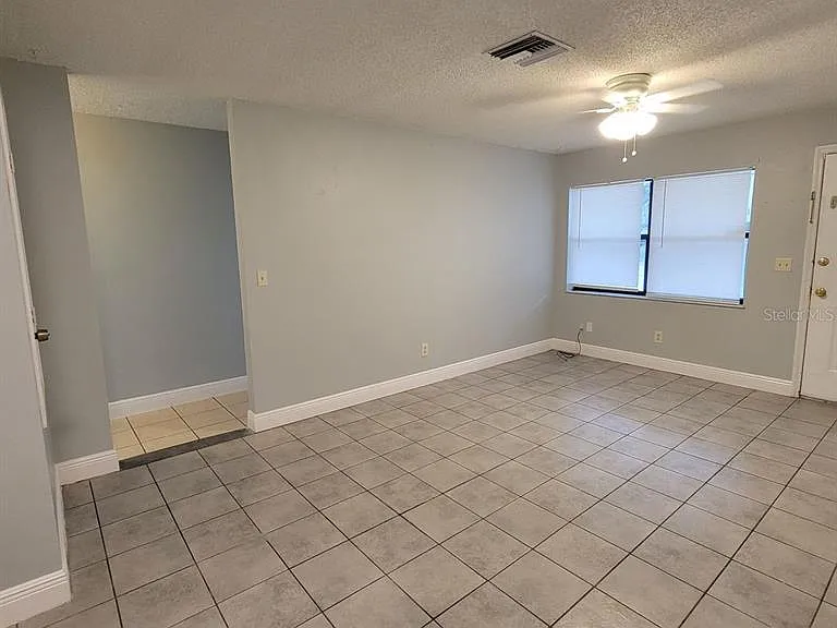 784 E Anderson Rd — Photo 17
