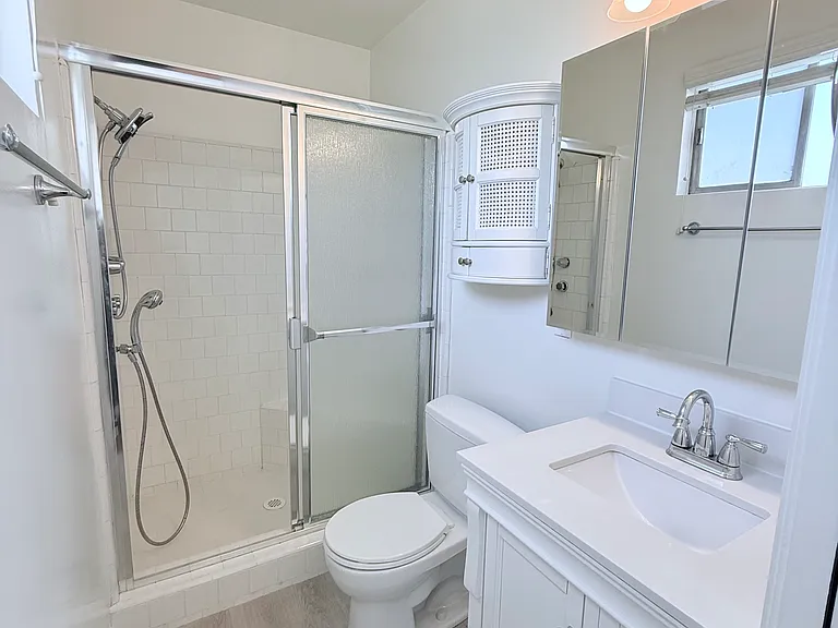 2714 W Clark Ave #F4 — Photo 14
