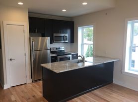 2201 South Street Residential, 3F