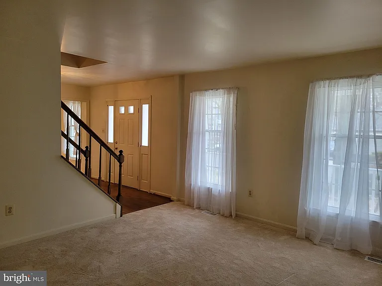 279 Terrie Dr — Photo 13