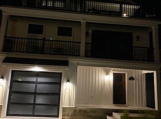 211 12th St N, Brigantine, NJ 08203