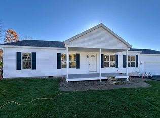32 Camden Rd, Berwick, ME 03901