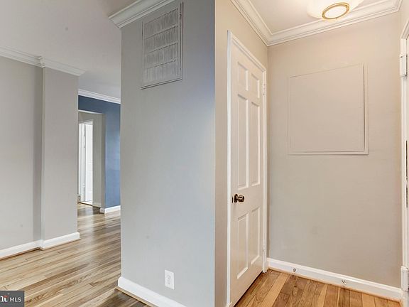 3rd image of 4118 36th St S APT B1