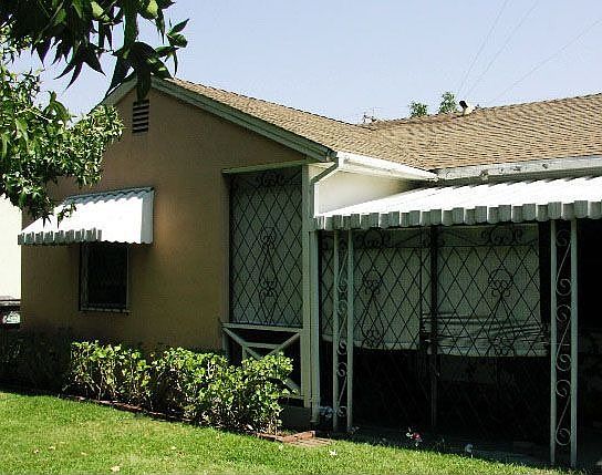 Private Front Porch, Close to Downtown