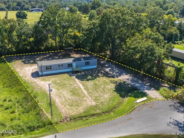 1027 Paradise Cove Rd, Saint Martinville, LA 70582