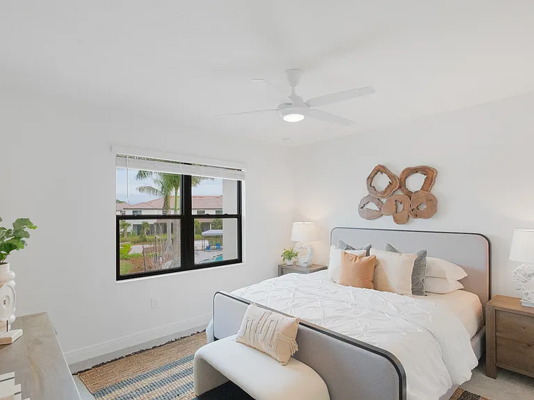 Fiore Townhomes — Photo 22