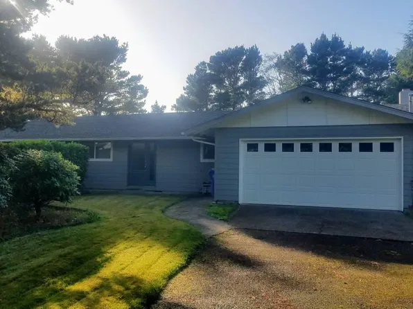 (undisclosed Address), Waldport, OR 97394