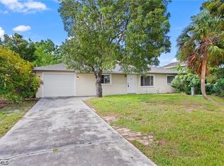 8121 Winged Foot Dr, Fort Myers, FL 33967
