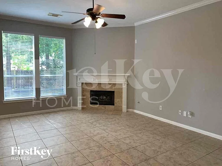 66 N Planchard Cir — Photo 2