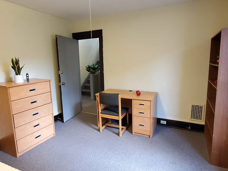 105 Dryden Ct — Photo 16