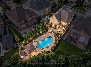 283 Lady Valentina Ave, Vaughan, ON L6A 4T2