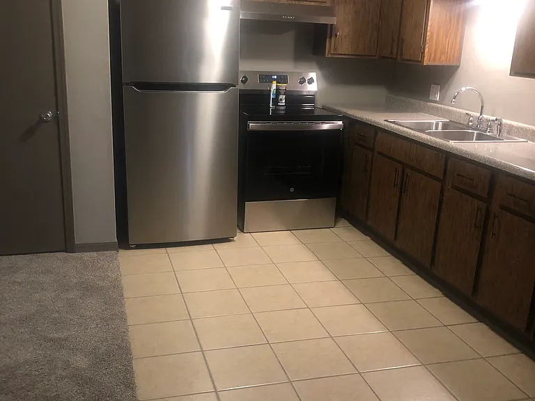 205 E Dunklin St — Photo 1