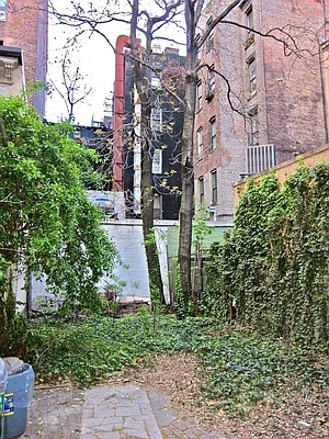 Rented by James Everett Lewis, LREB | media 42