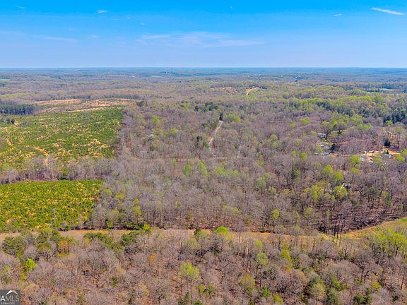 4th image of 300 Rolling Rock Rd