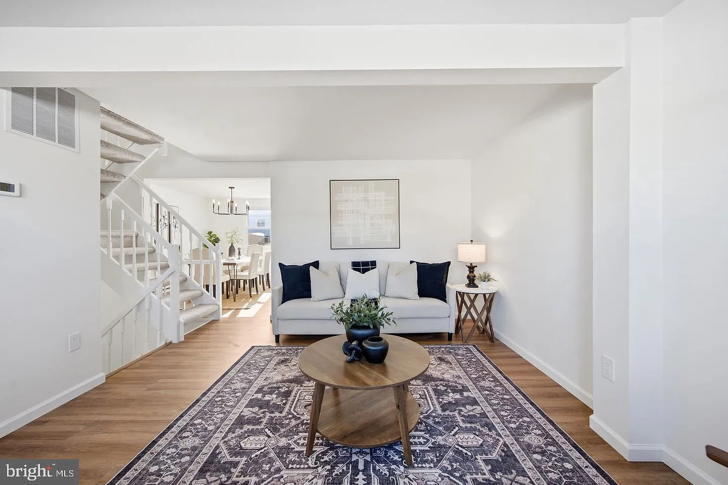 3 bed, 3.0 bath, 1620 sqft, $2,800 — Photo 3