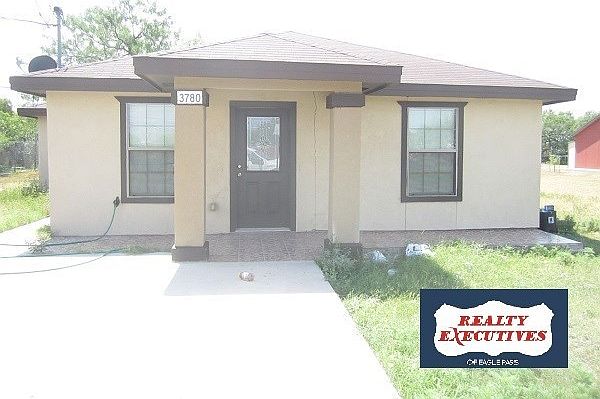 1st image of 3780 Cross Creek Dr
