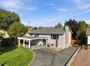 1580 Happyvale Pl, Kamloops, BC V2B 7T9