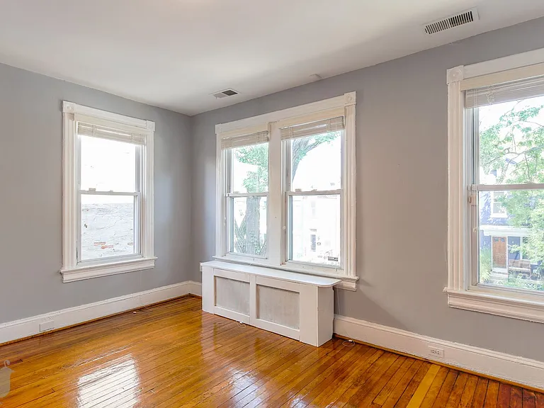 742 Harvard St NW — Photo 52