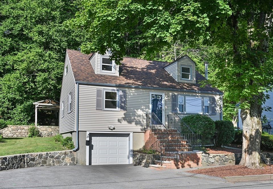 1st image of 24 Greenwood Rd