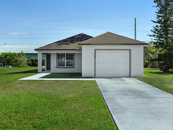 1950 SE Gena Road, Port St Lucie, FL 34952