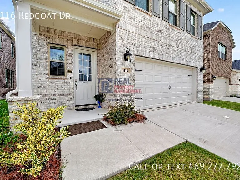 1116 Redcoat Dr — Photo 5