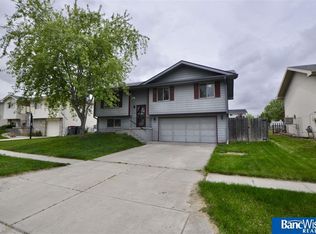 1905 SW 26th St, Lincoln, NE 68522